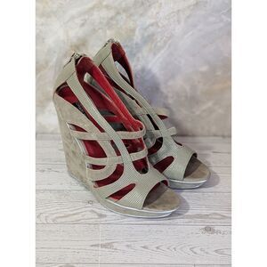 Charles Jourdan “Haidee” gray suede cut-out wedge 7M